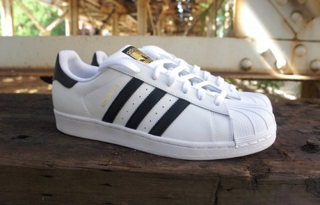 adidas superstar white black gold
