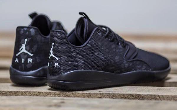 jordan eclipse black