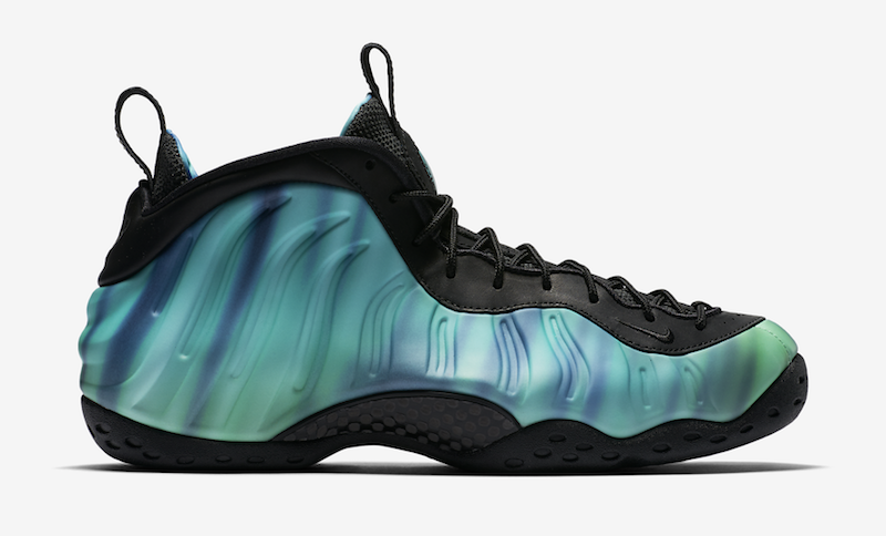 nike foamposite northern lights