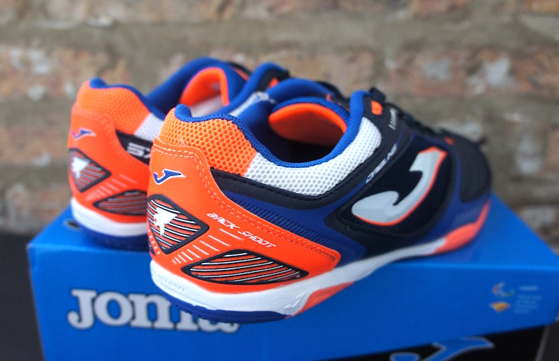 joma indoor soccer shoes