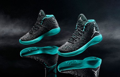 Jordan Ultra Fly black mint 4