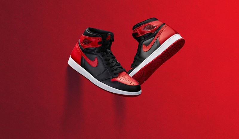 how much does a pair of jordan 1 weigh
