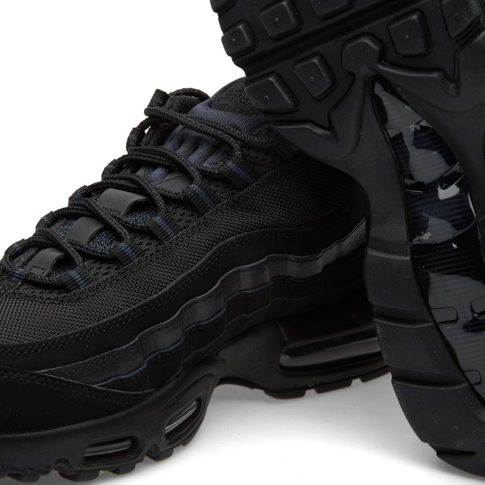 95s triple black