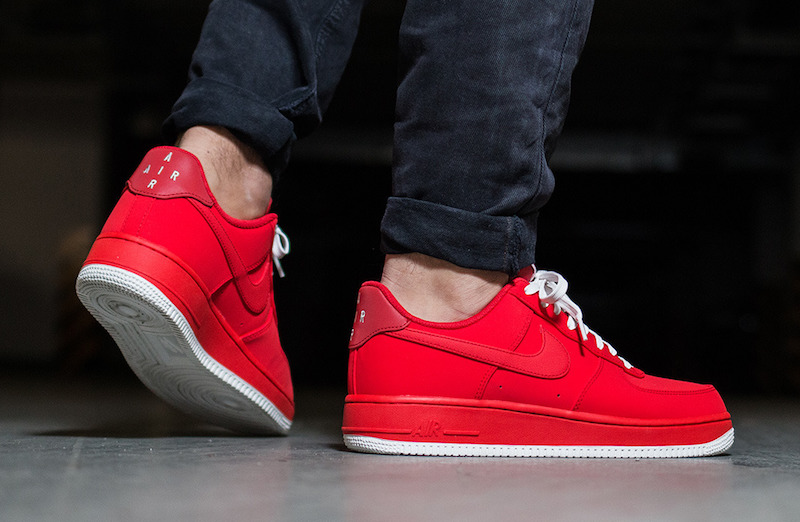 ALL RED AIR FORCE 1 REVIEW & ON FOOT!!! 