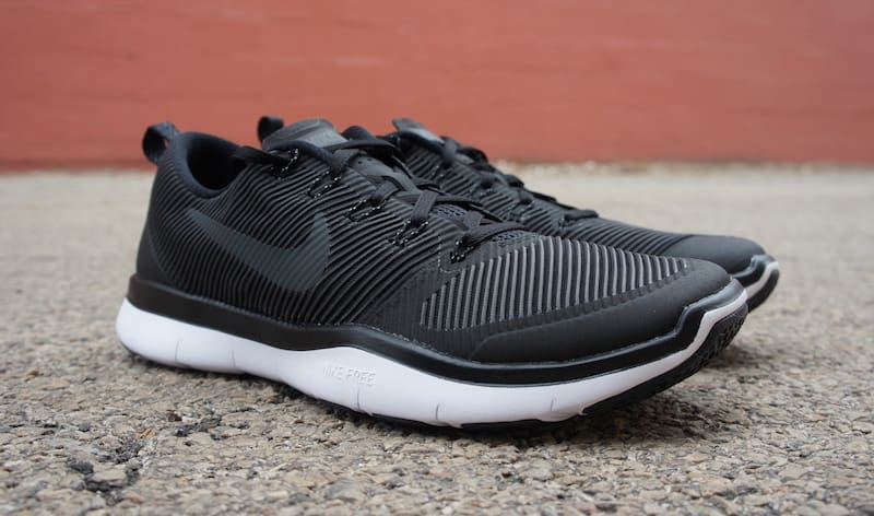 nike free train versatility black