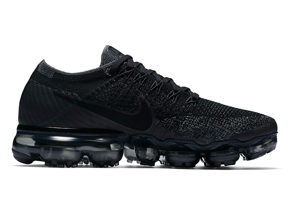 nike tn vapormax triple black