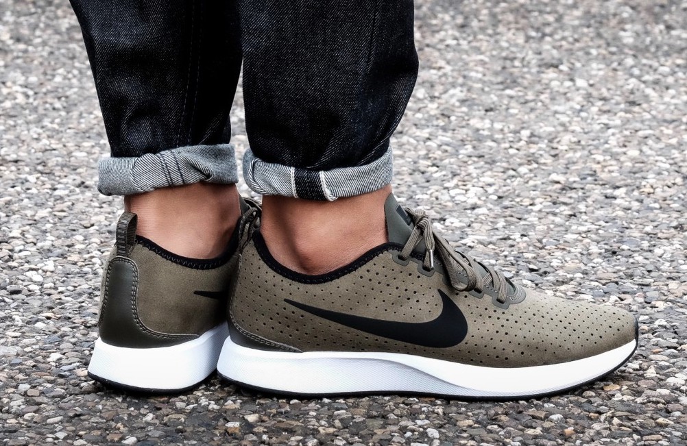 nike dualtone racer woven review