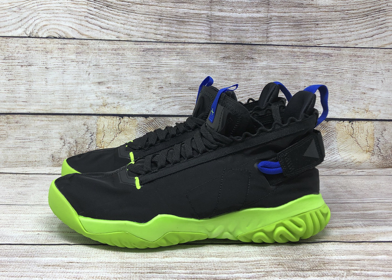 Jordan Proto React BV1654 004 black racer blue4