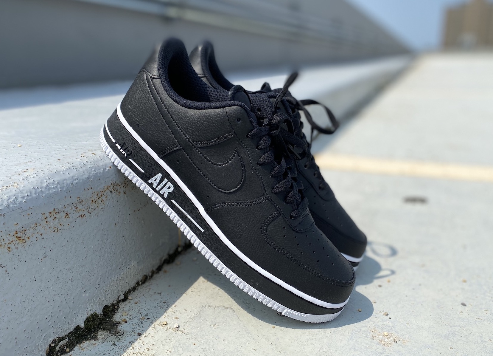 The 10: Nike Air Force 1 Low by Off-White 'Black' Review and On