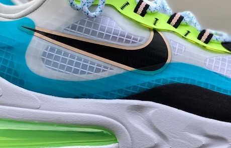 CT1265 300 Air Max 270 React 6