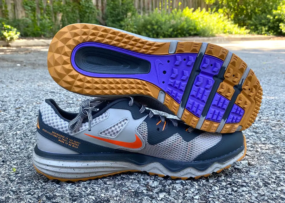 Nike Juniper Trail gray orange3