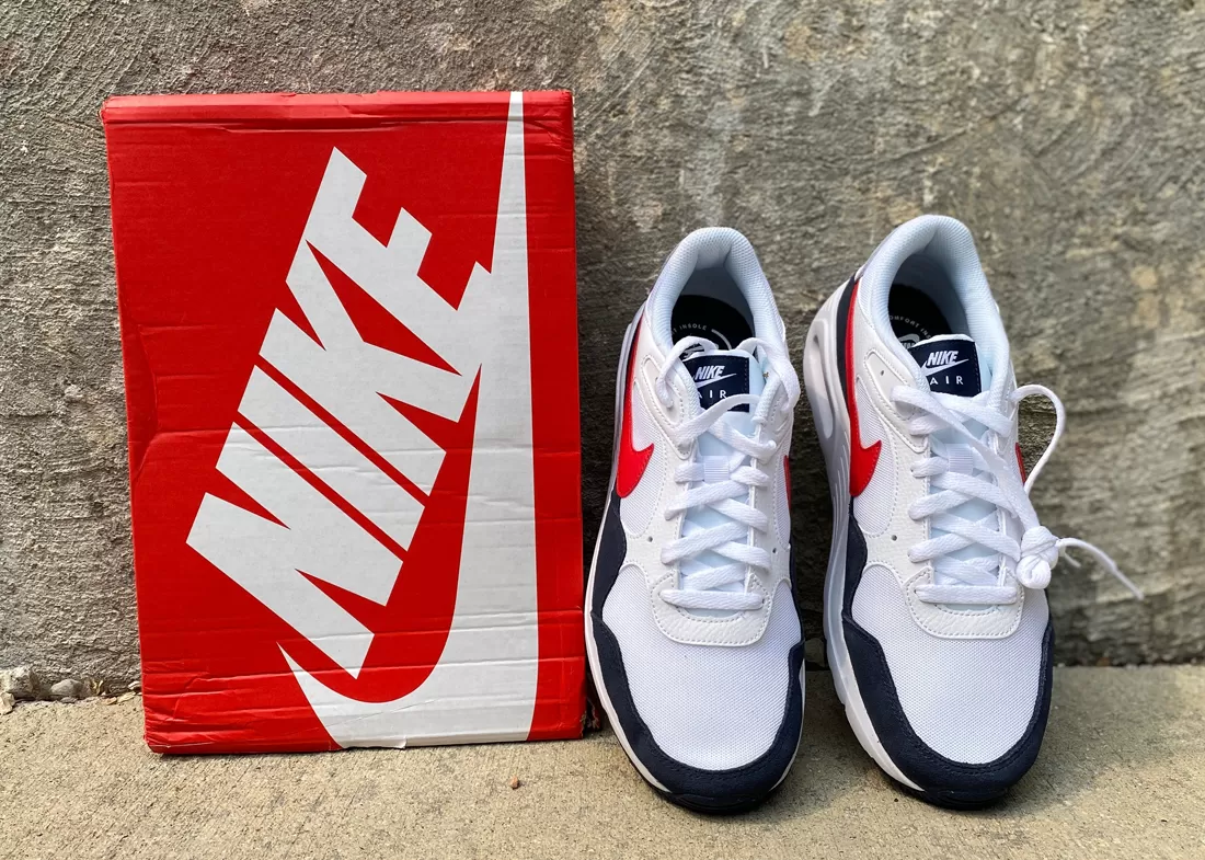 nike sneakers under $100