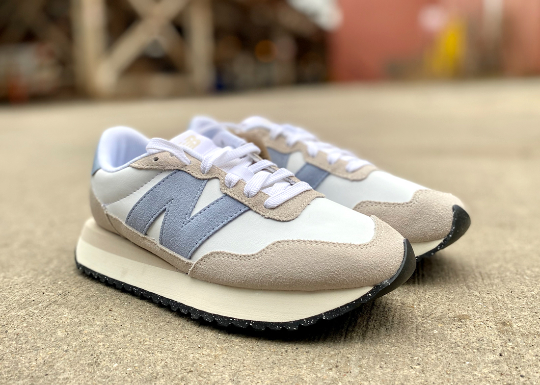 New Balance 237 women white blue