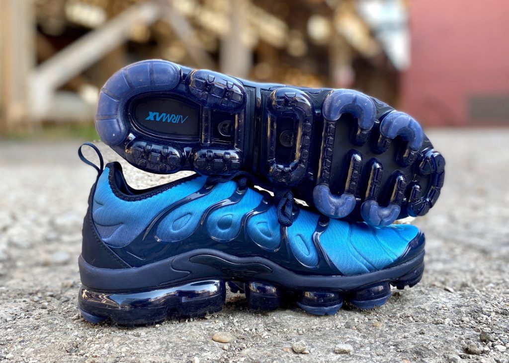 does nike vapormax plus run small