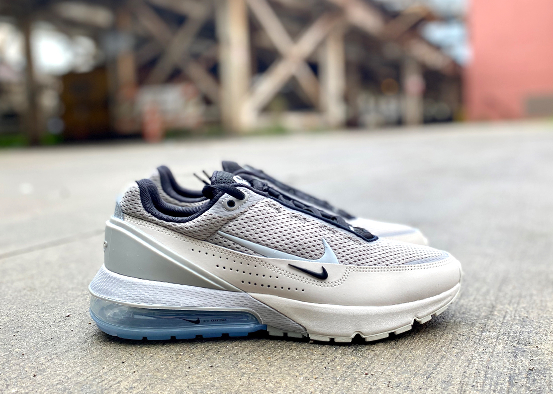 Nike Max Pulse Soleracks