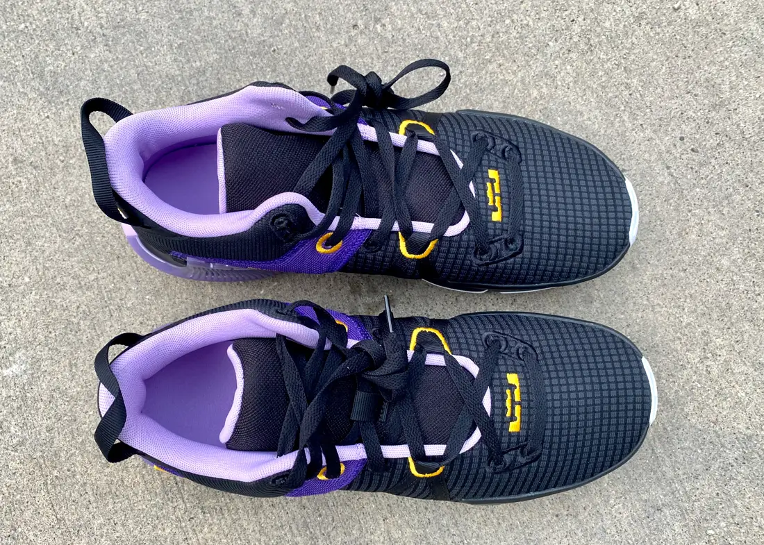 Nike LeBron Witness Lakers black purple3