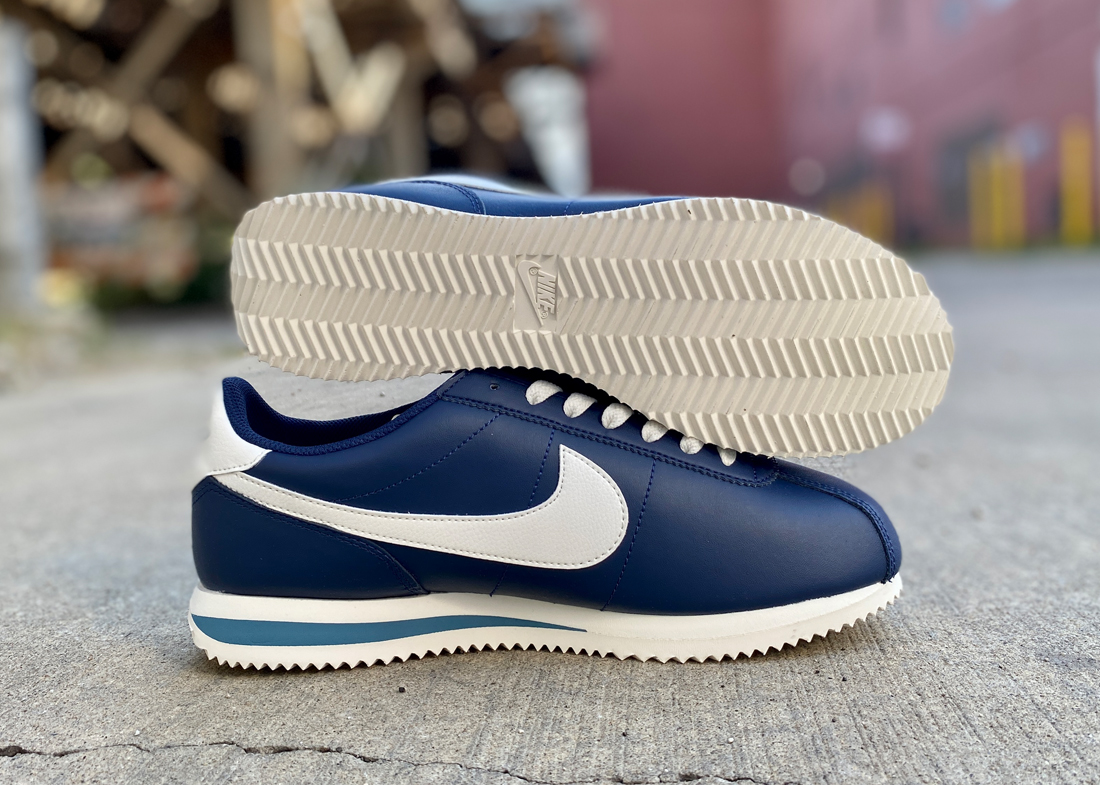 Nike Cortez navy blue white2