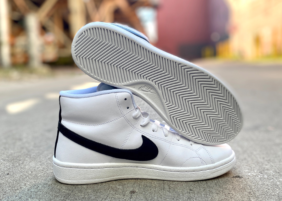 Nike High Top Sneaker white black court royale3