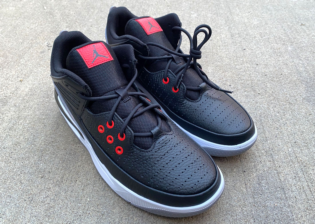 Jordan Aura 5 black red 2